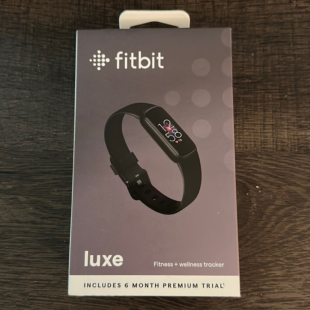 FitBit Luxe
